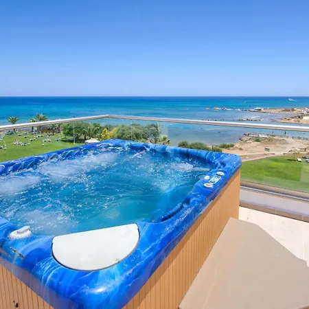 Panorama Penthouse Pernera